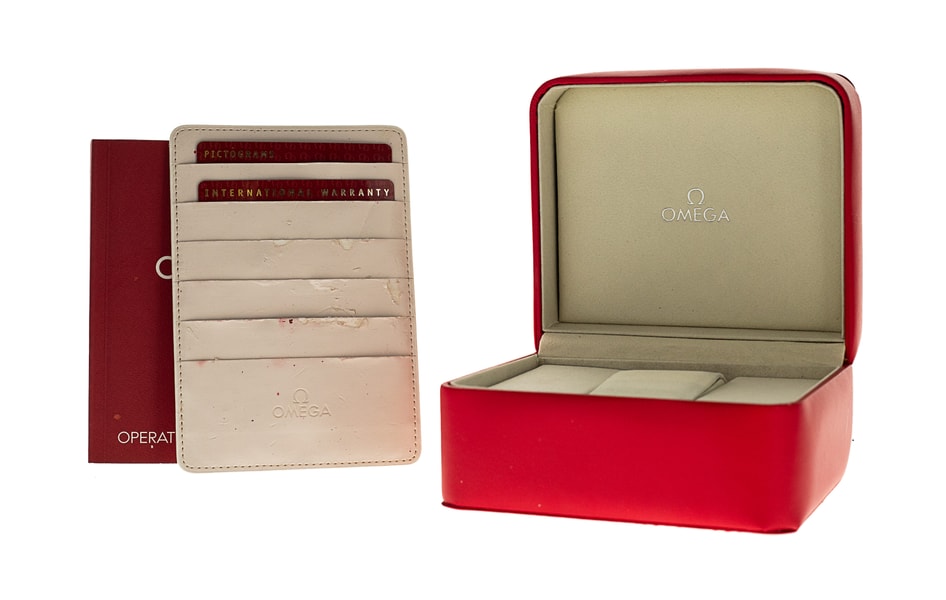 Omega Speedmaster Racing 326.30.40.50.01.001